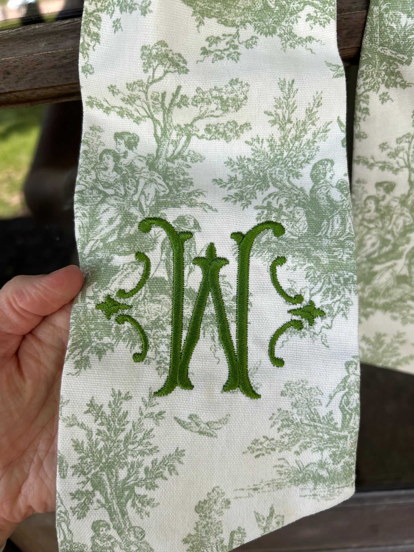 Green Toile Wreath Sash