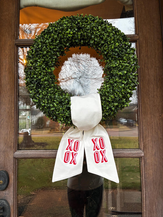 Wreath Sash Embroidered Valentine XOXO